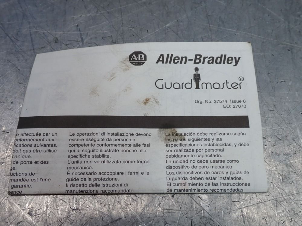 Allen Bradley Non Contact Switch - 440n-g02085