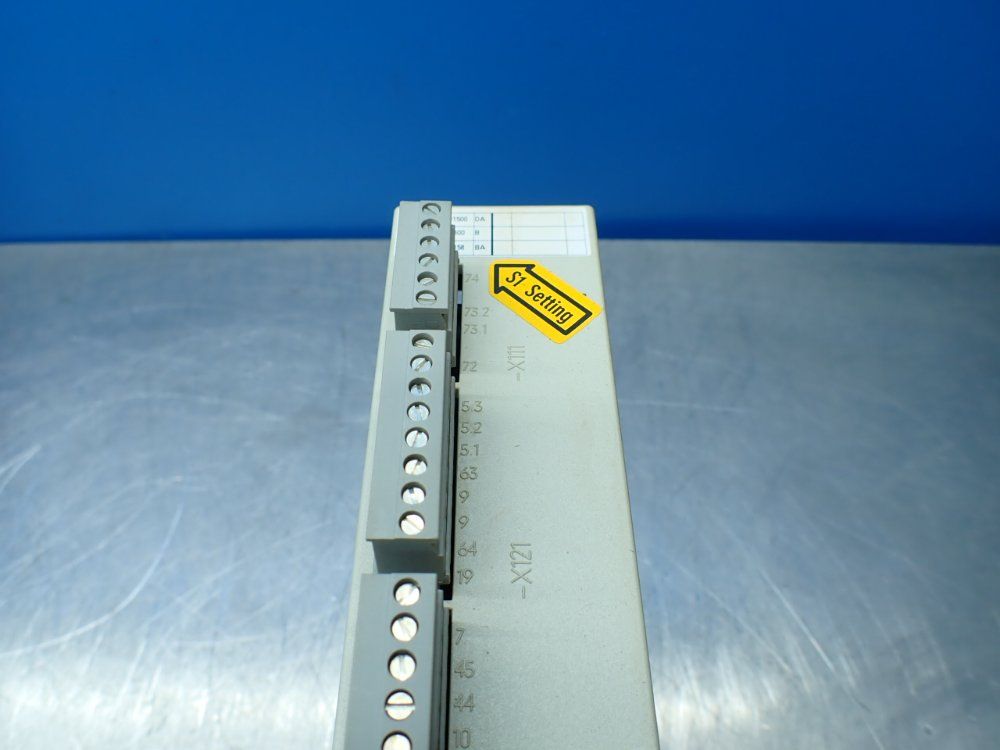 Siemens Simodrive 611 Frequency Converter. - 6sn1112-1ac01-0aa1