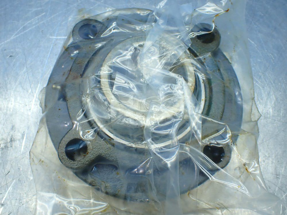 Skf 65 Mm Bore, 4-bolt Piloted Flange Four-bolt Piloted Flange Ball Bearing Unit - Fyc 65 Tf