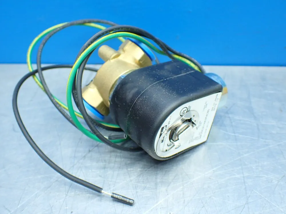 Parker 3/8"npt, 7/32"orifice Solenoid Valve. - 06f20c2114a3f4c80