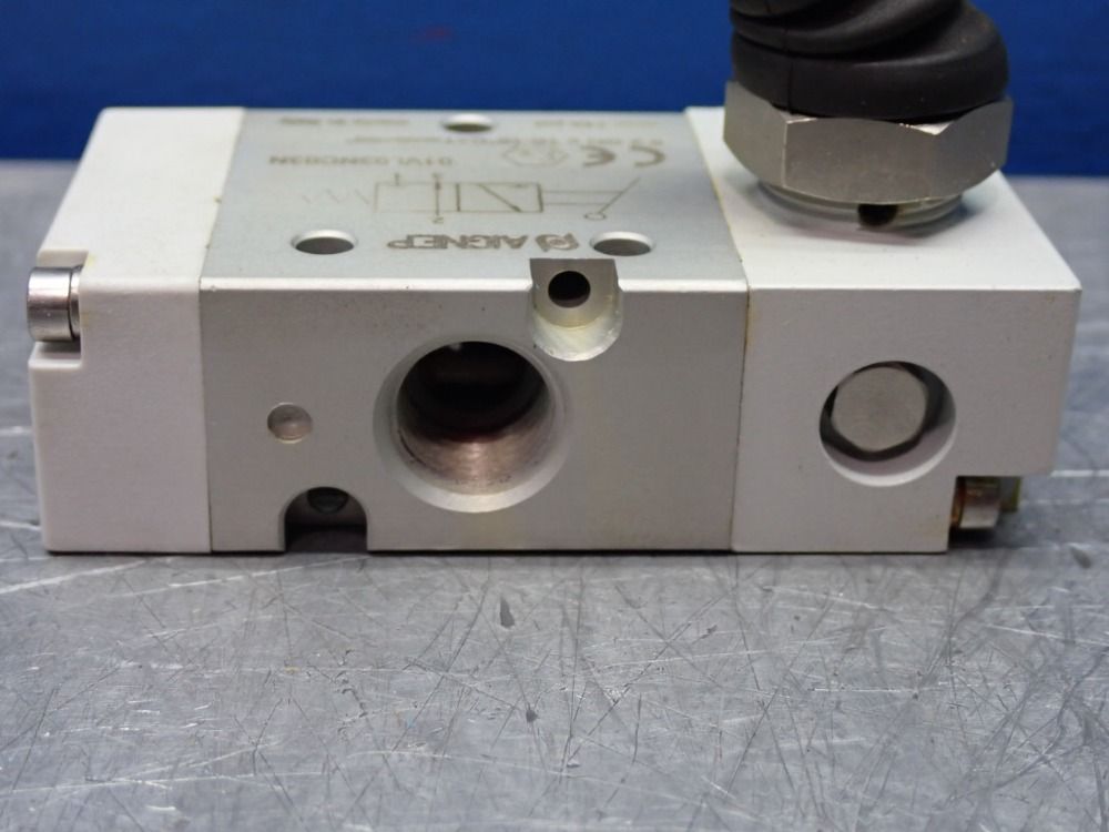 Aignep Nc Lever/spring Return - 01vl03nc03n