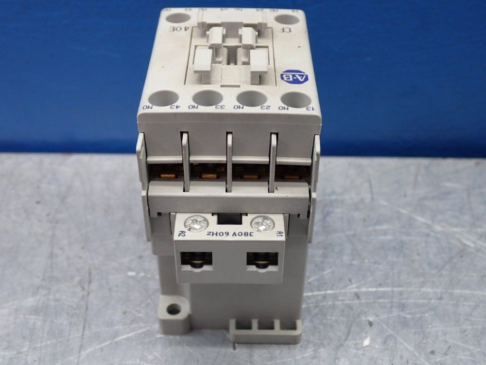 Allen Bradley Control Relay - 700-cf400e