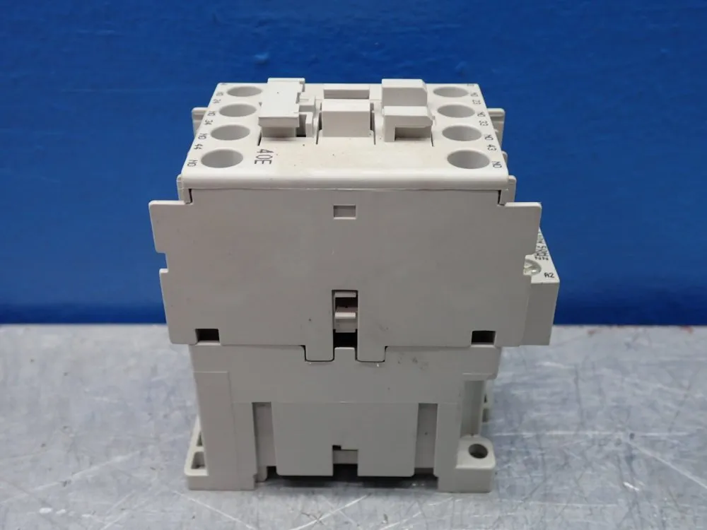 Allen Bradley Control Relay - 700-cf400d