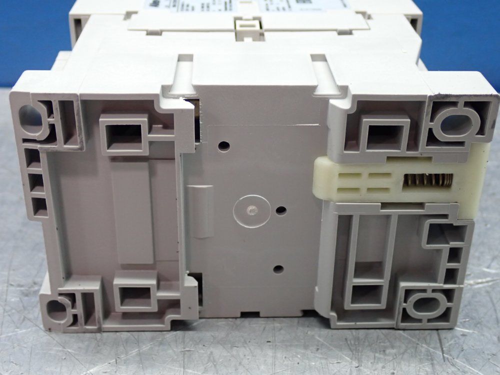 Allen Bradley Contactor - 100-c72dj00