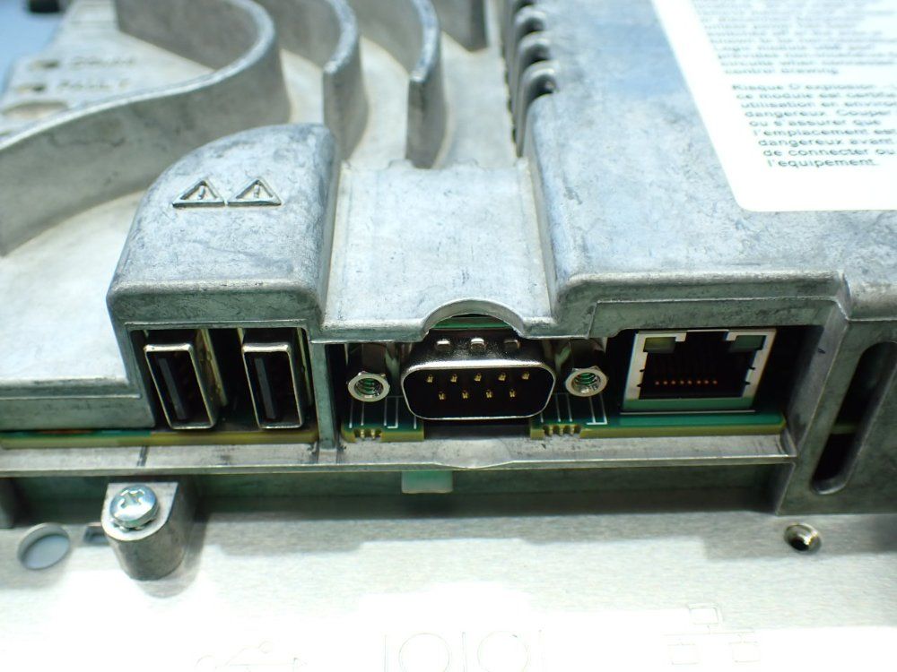 Allen-bradley Panelview Plus 1000 Operator Panel - 2711p-t10c4d8