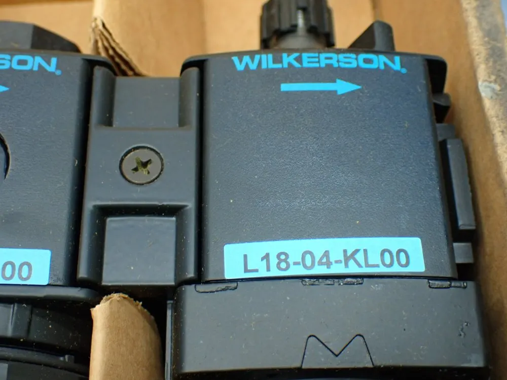 Wilkerson 1/2in Npt 0-125psig Filter Regulator Lubricator Assembly - C18-04-flg0