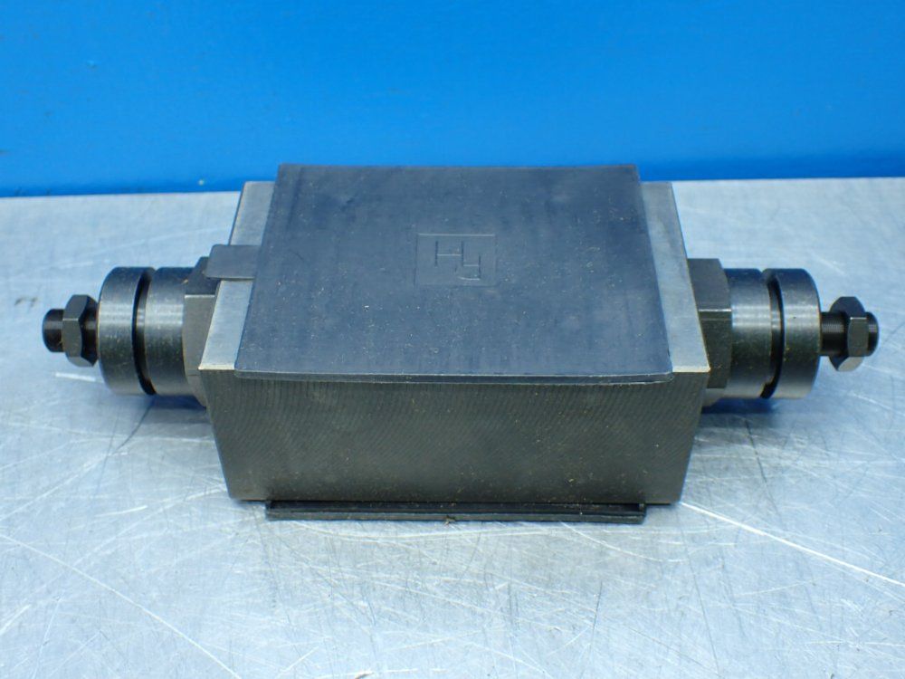 Parker Hydraulic Sandwich Throttle Check Valve. - Fm3ddsn
