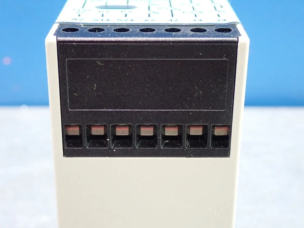 Banner Safety Relay - At-am-2a