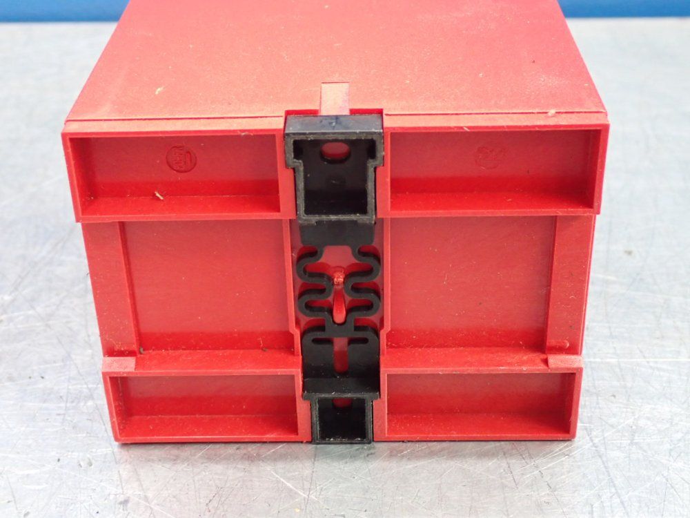 Allen Bradley Monitoring Safety Relay Module - 440r-g23110