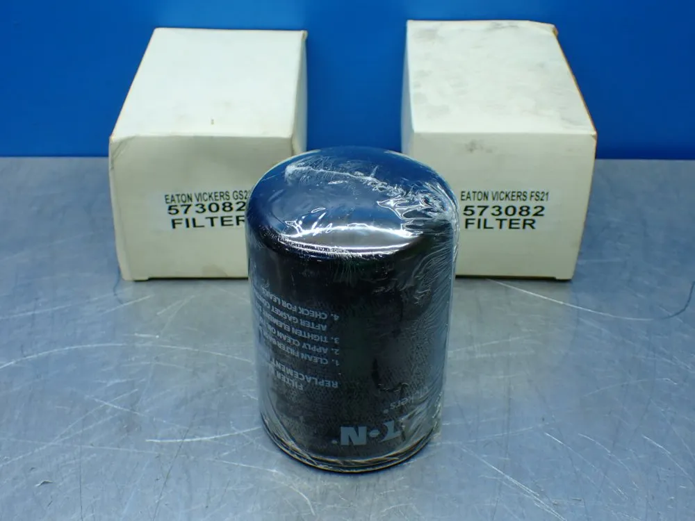 Eaton Vickers 2 Fleetguard Hydraulic Spin-on Filters - 573082
