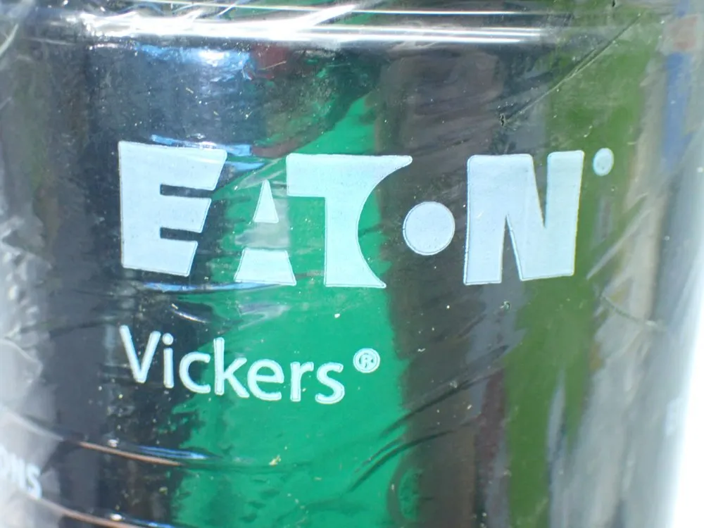 Eaton Vickers 2 Fleetguard Hydraulic Spin-on Filters - 573082