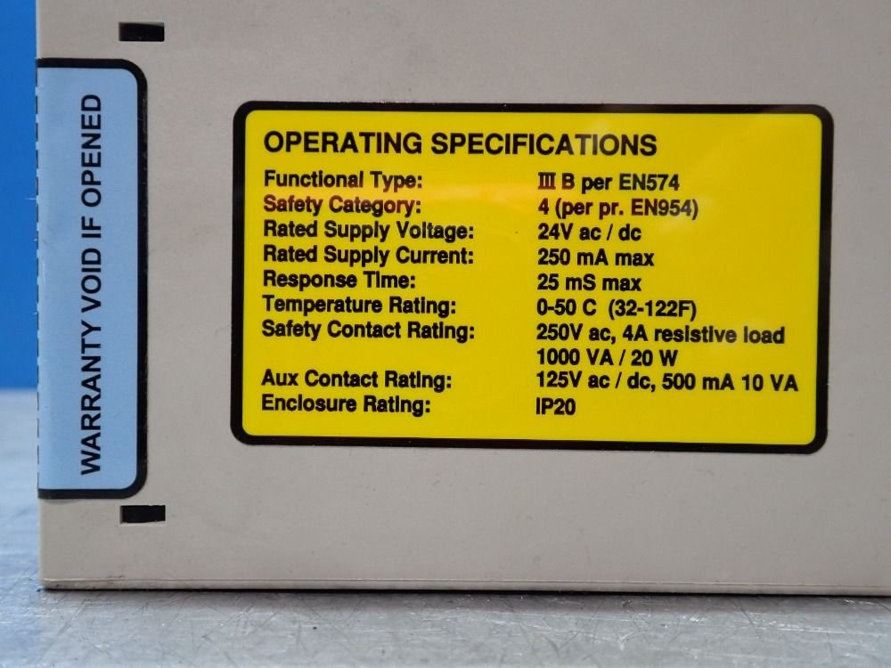 Banner Engineering Safety Relay - At-fm-2a