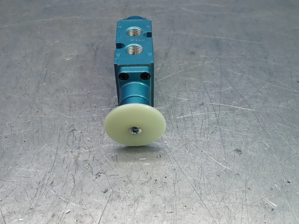 Mac Valves Inc Solenoid Valve, 1800 Series - 180003-112-0039