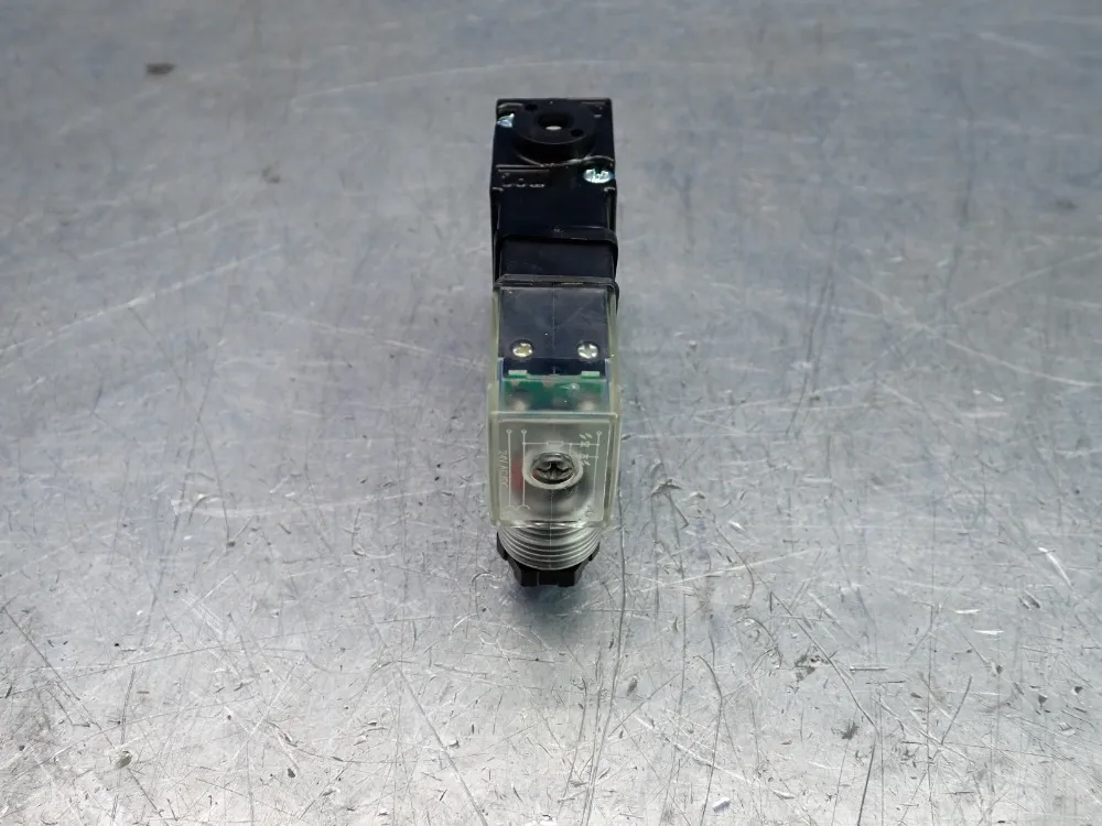 Mac Valves Inc 6 W Pilot Valve - Pid-501jd