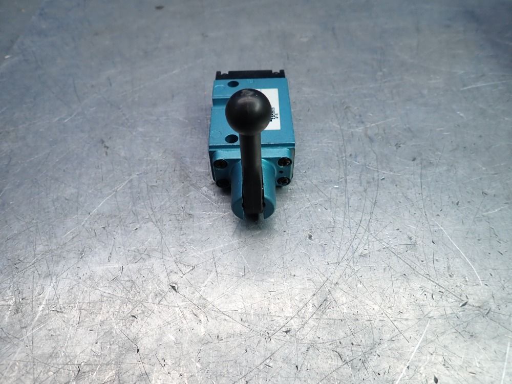 Mac Valves Inc Solenoid Valve, Qty: 3 - 180001-112-0001