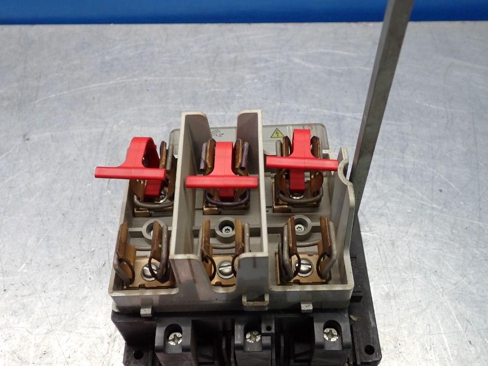 Allen-bradley Disconnect Rotary Switch - 194r-nj060p3