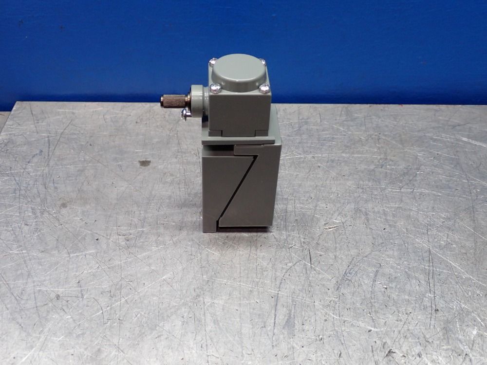 Allen-bradley Limit Switch - 802t-nptp
