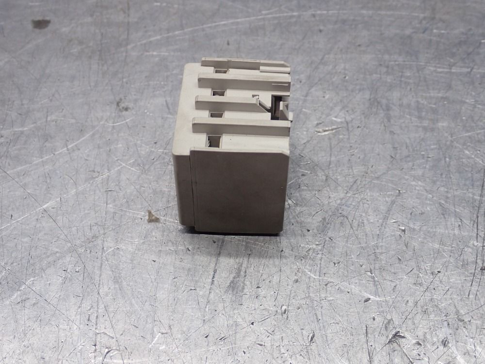 Allen-bradley Auxiliary Contact, Qty: 3 - 100-fa22