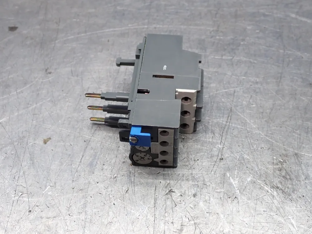 Asea Brown Boveri Overload Relay - Ta25du32