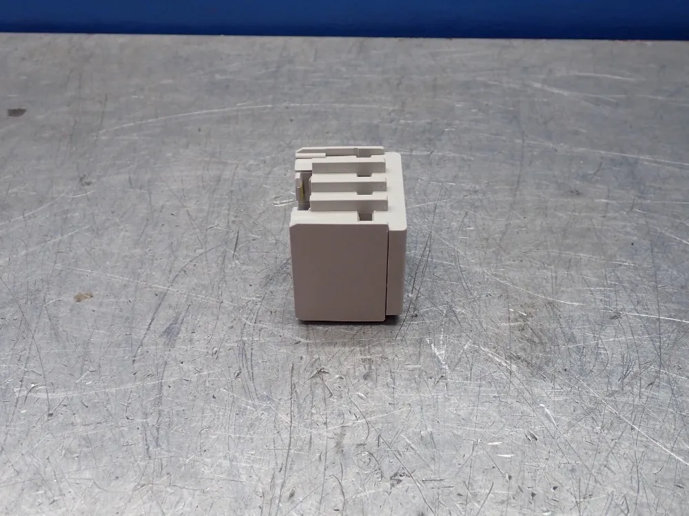 Allen-bradley Auxiliary Contact, Qty: 3 - 100-fa22