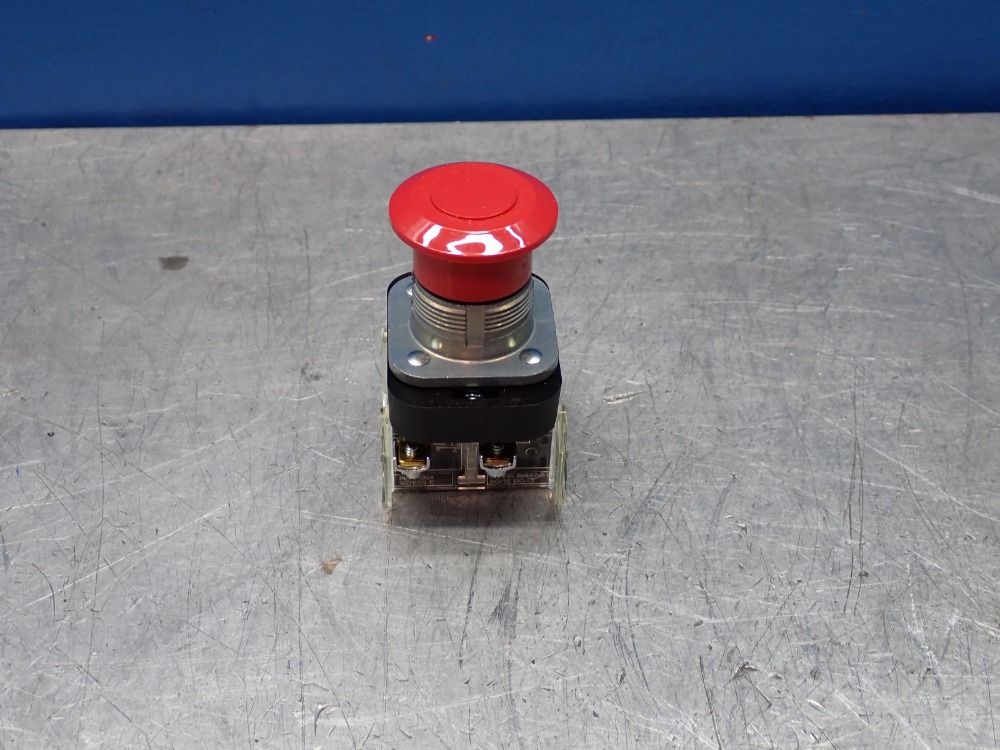 Allen-bradley Push Button, Red - 800t-fx6a5