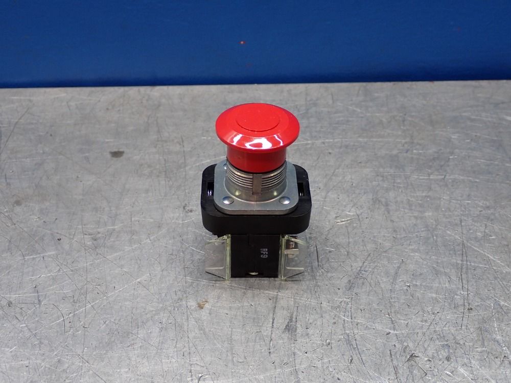 Allen-bradley Push Button, Red - 800t-fx6a5