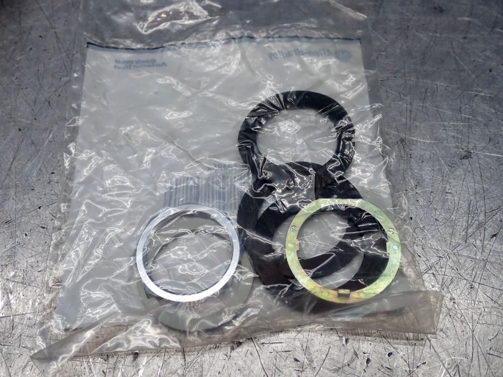 Allen-bradley Push Button, Amber - 800t-qa24a