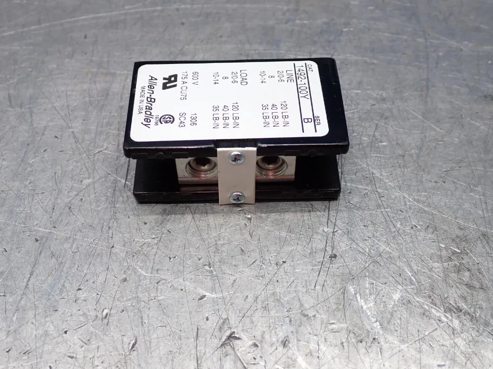 Allen-bradley Lot Of 2 Panel Mounting - 1492-100y