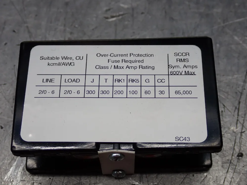 Allen-bradley Lot Of 2 Panel Mounting - 1492-100y