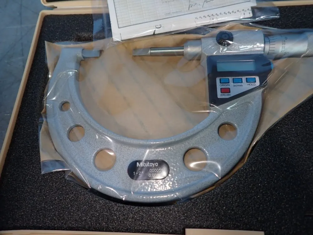 Mitutoyo Digimatic Blade Micrometer - 422-312-10