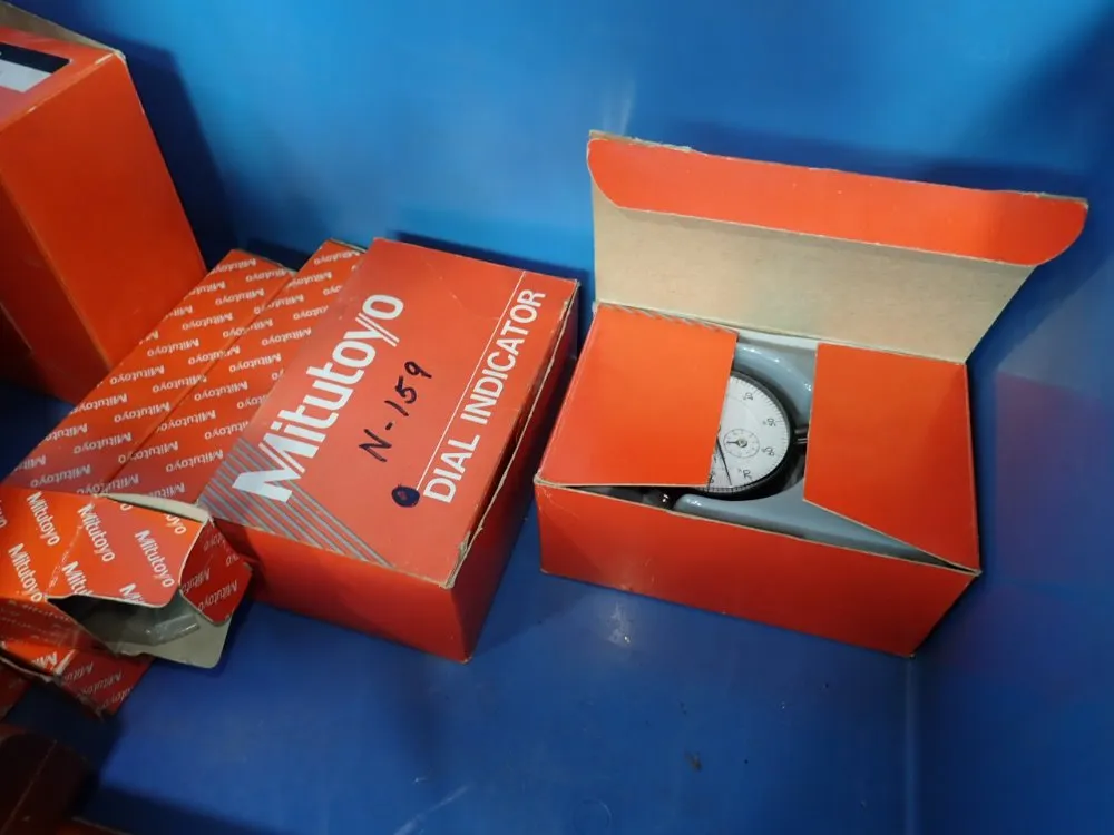 Calipers / Dial Indicators