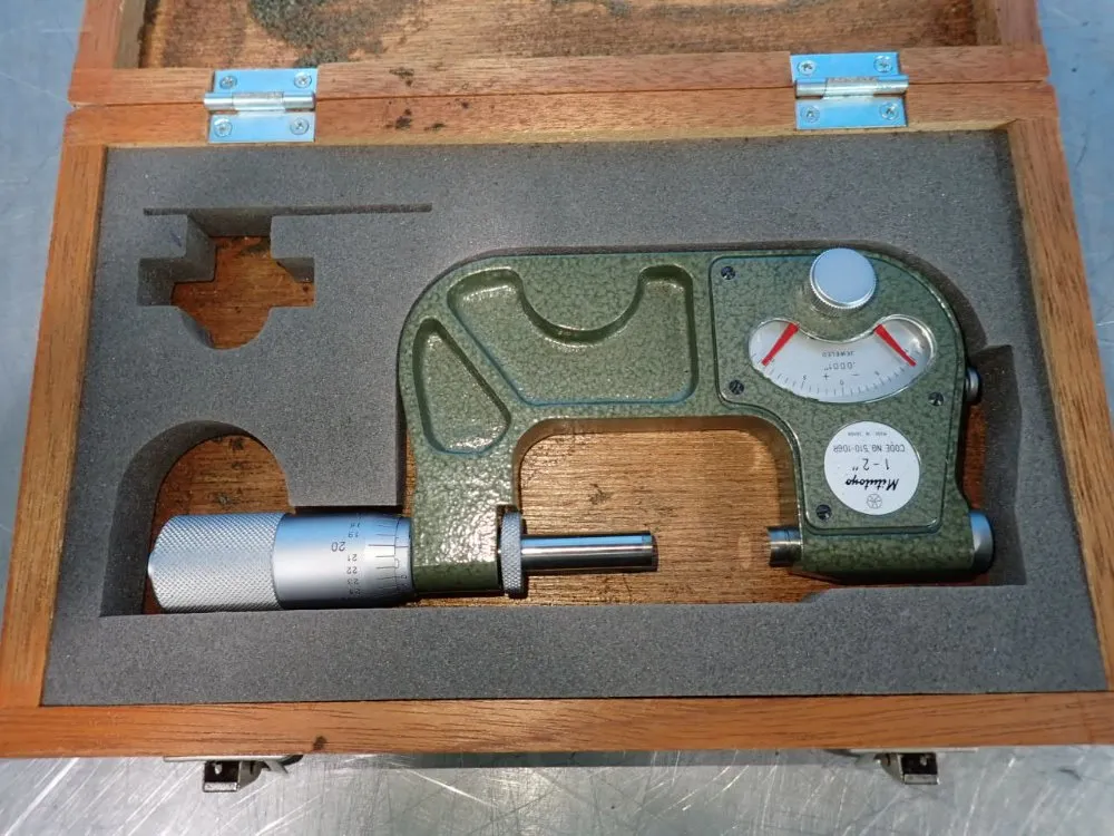 Mitutoyo Micrometer - 510-106a