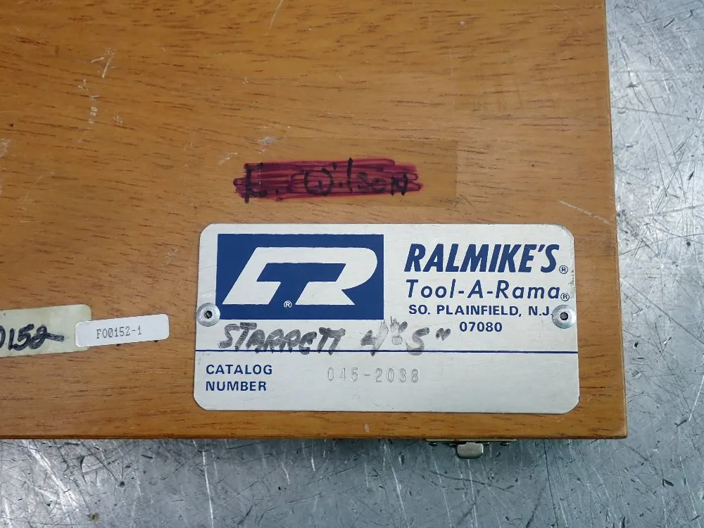 L.s. Starrett Micrometer - Fo0152