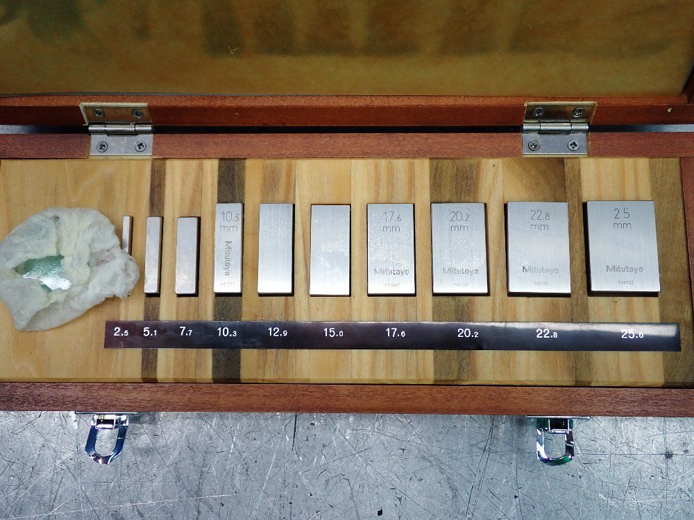 Mitutoyo Calibration Master Gage Block Set - Bm1-10m-1