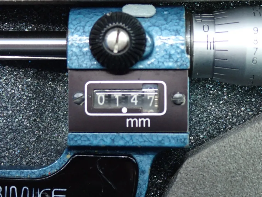 Mitutoyo 0-25mm/.01mm Indicating Micrometer - No. 159-211 N