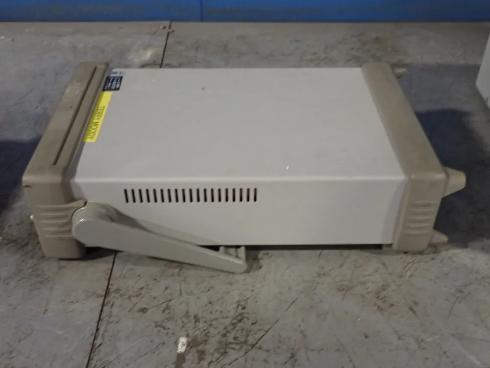 Agilent Technologies 225 Mhz Universal Counter - 53131a