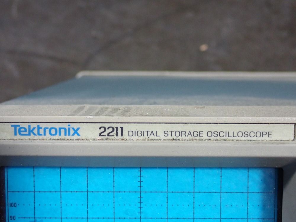 Tektronix 85 W Oscilloscope, Digital Storage - 2211