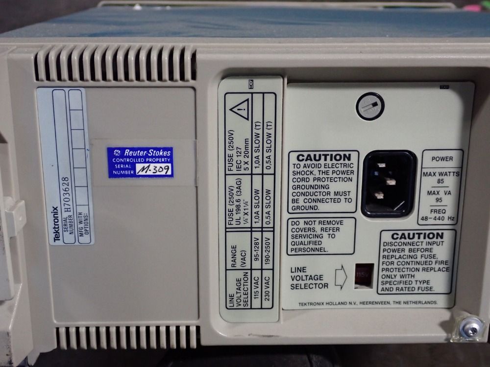 Tektronix 85 W Oscilloscope, Digital Storage - 2211