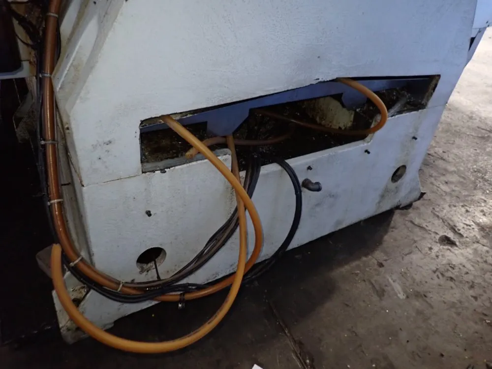 Haas 28" X 120" Cnc Vmc - Vf10