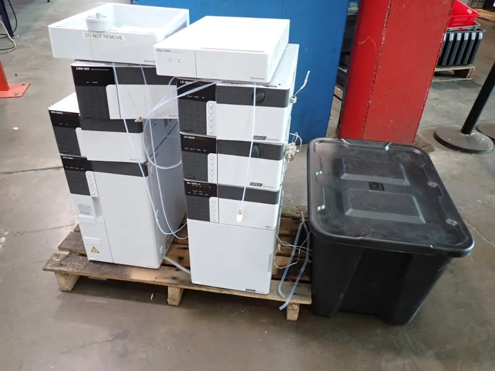 Shimadzu Liquid Chromatography System - Sil-20acht