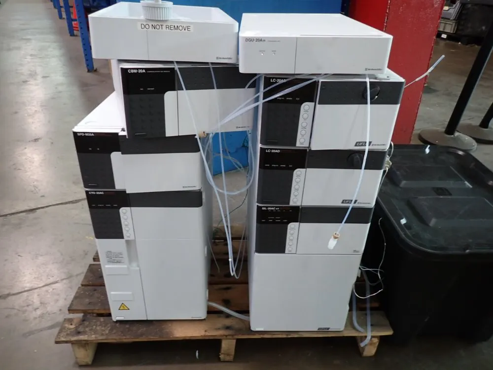 Shimadzu Liquid Chromatography System - Sil-20acht