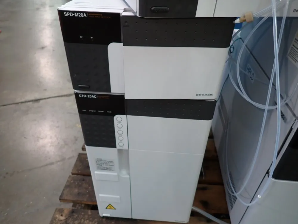 Shimadzu Liquid Chromatography System - Sil-20acht