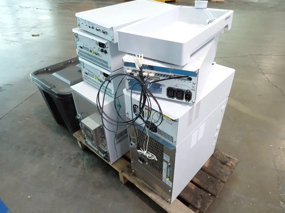 Shimadzu Liquid Chromatography System - Sil-20acht