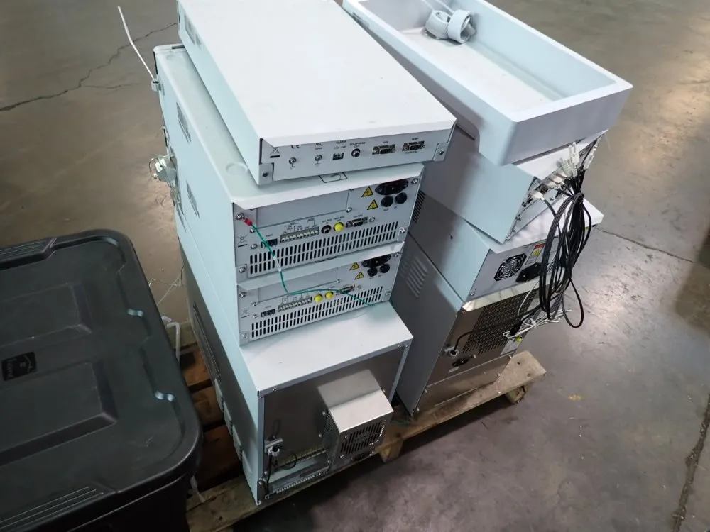 Shimadzu Liquid Chromatography System - Sil-20acht