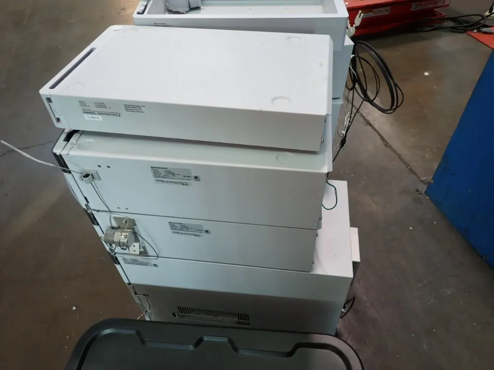 Shimadzu Liquid Chromatography System - Sil-20acht