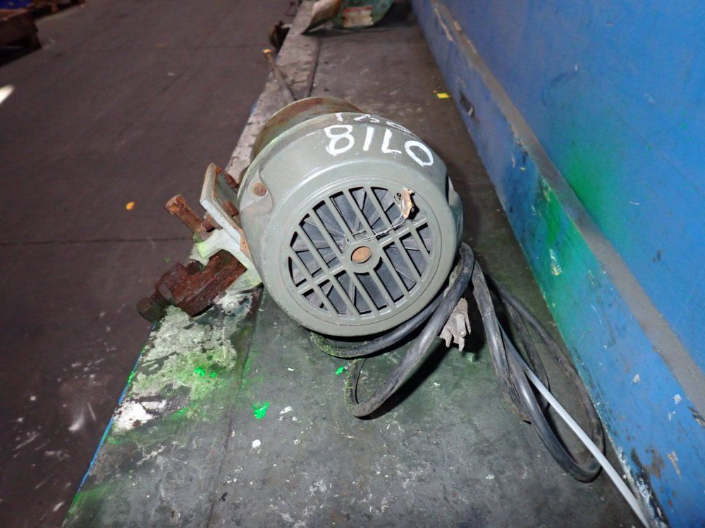 Dayton 1/4hp Mixer - 6vs17b