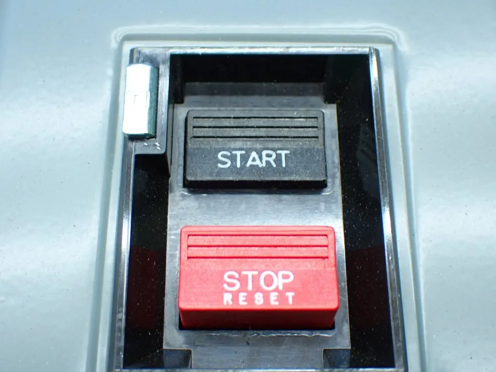 Square D Ac Manual Motor Starter. - 2510mbg2