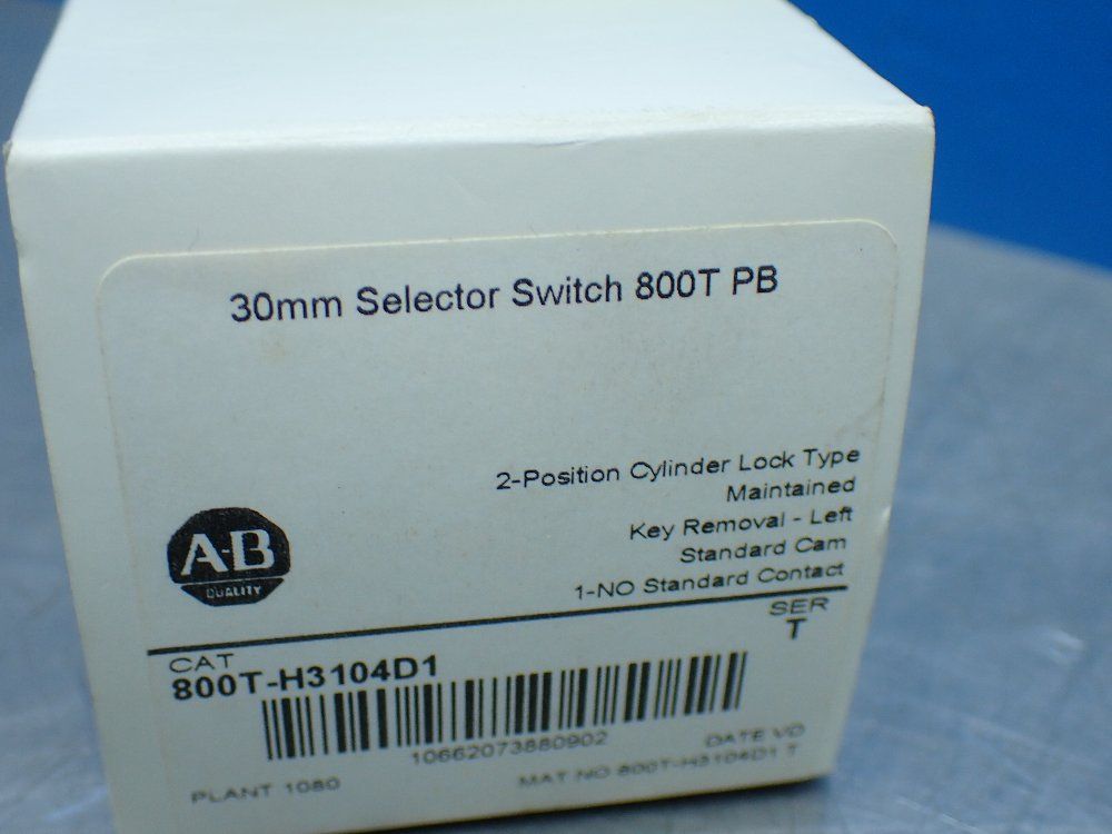 Allen-bradley 30mm Slector Switch W/key - 800t-h3104d1