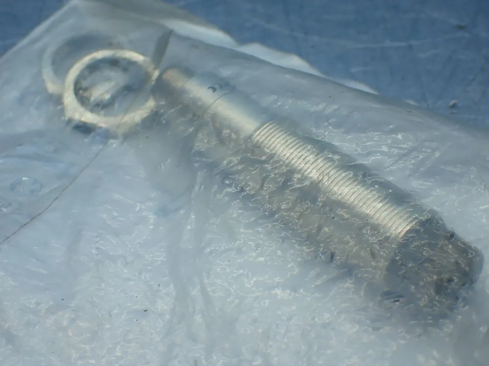 Balluff Inductive Proximity Sensor - Bes 516-360-g-s 4-h