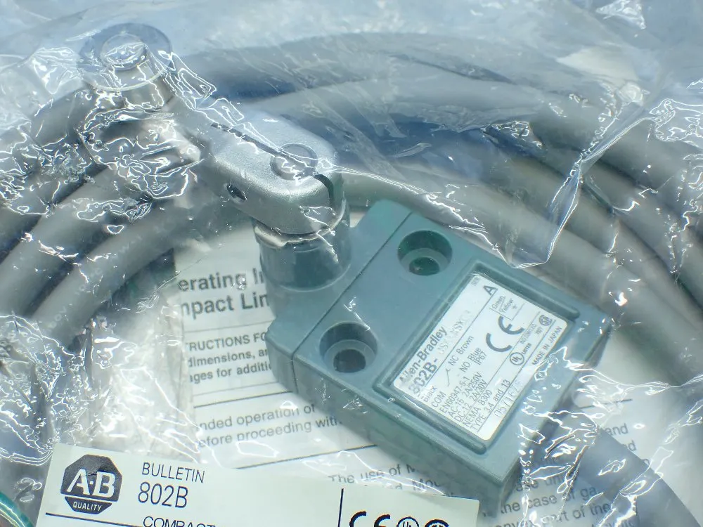 Allen-bradley Compact Limit Switch. - 802b-csaaxsxc3
